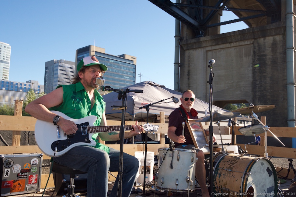 Hillstomp, The Lot at Zidell Yards, Waterfront Blues Festival, photo by John Alcala