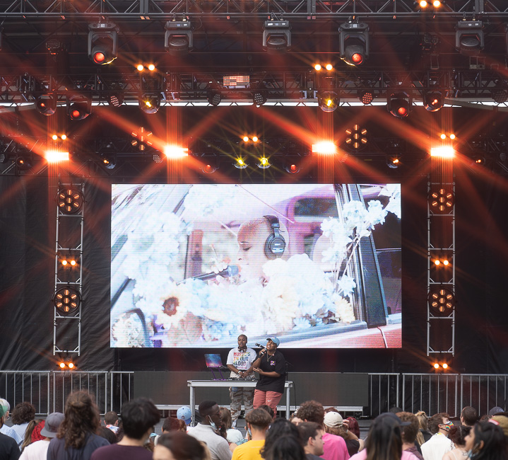 Day In Day Out, photo by Sal Barragan