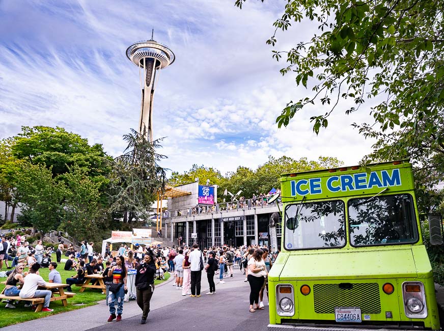 Day In Day Out, photo by Sal Barragan