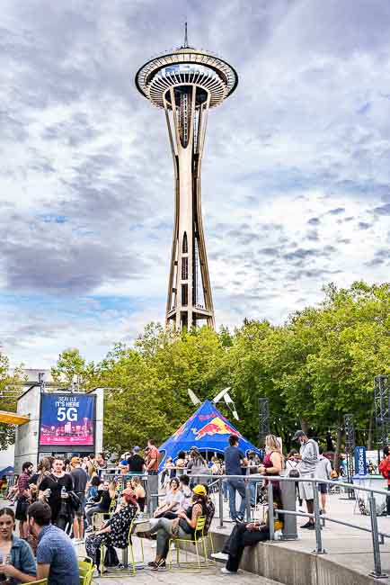 Day In Day Out, photo by Sal Barragan