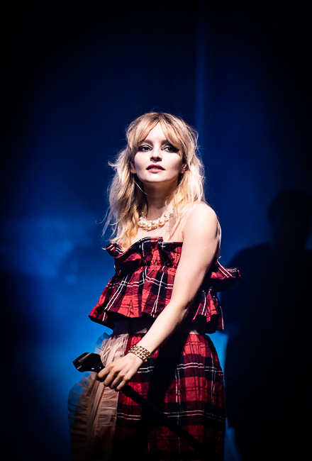 Chvrches, Day In Day Out, photo by Sal Barragan