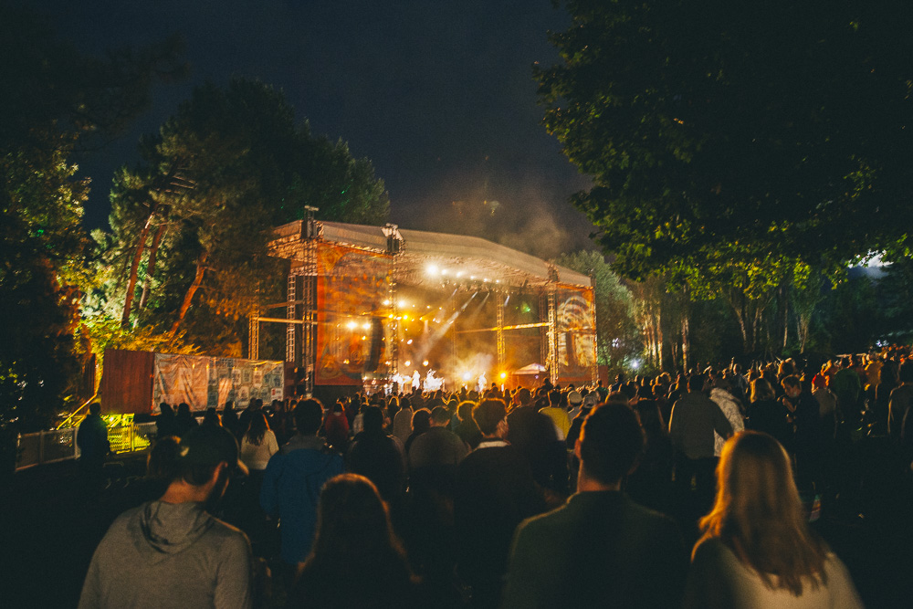 Lake Street Dive, Edgefield Amphitheater, photo by Blake Sourisseau