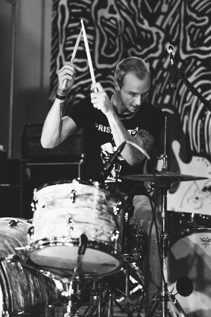 Help, Lose Yr Mind, Vitalidad Movement Arts & Events Center, photo by Daniel Stindt