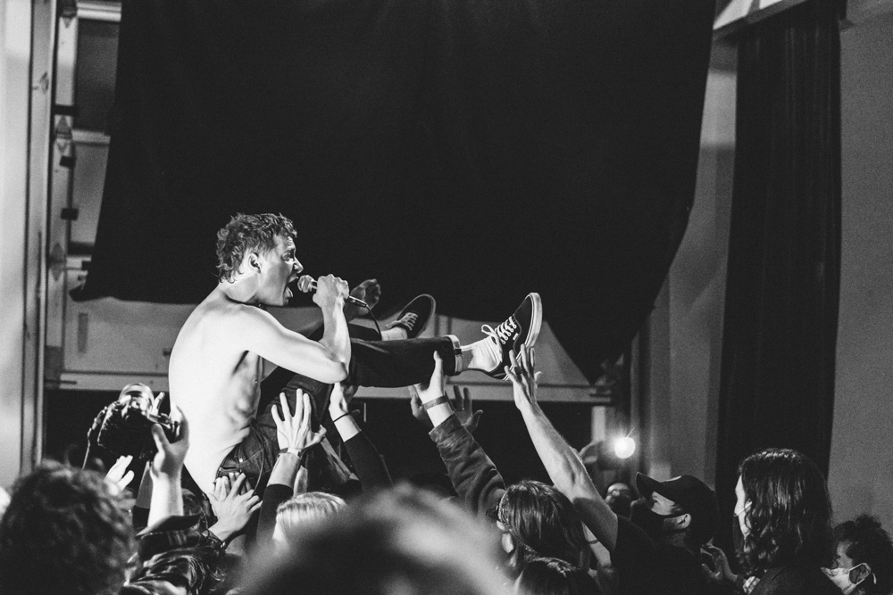 Help, Lose Yr Mind, Vitalidad Movement Arts & Events Center, photo by Daniel Stindt