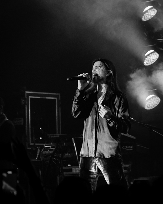 Juanes, Roseland Theater, photo by Miguel Padilla