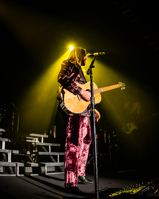 Juanes, Roseland Theater, photo by Miguel Padilla