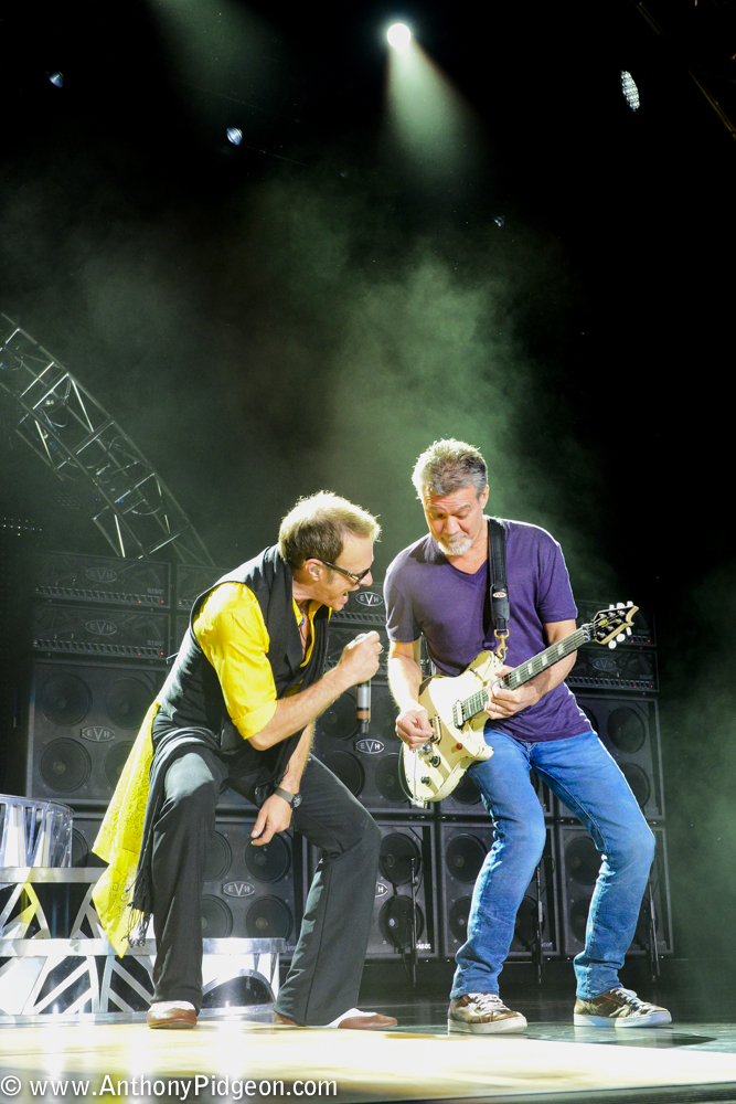 Van Halen, Sunlight Supply Amphitheater, photo by Anthony Pidgeon