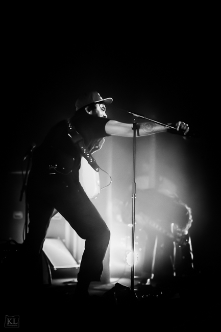 Shakey Graves, Roseland Theater, photo by Kris Luke