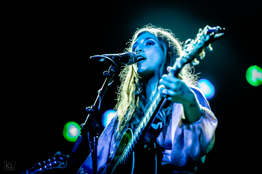 Sierra Ferrell, Roseland Theater, photo by Kris Luke