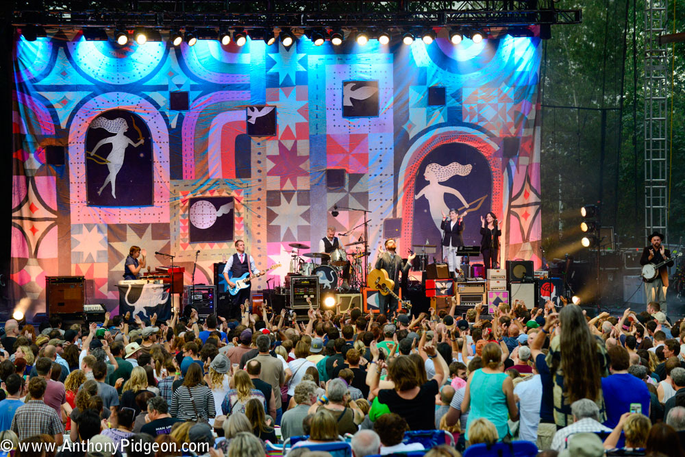 The Decemberists, Jenny Conlee, Edgefield Amphitheater, photo by Anthony Pidgeon
