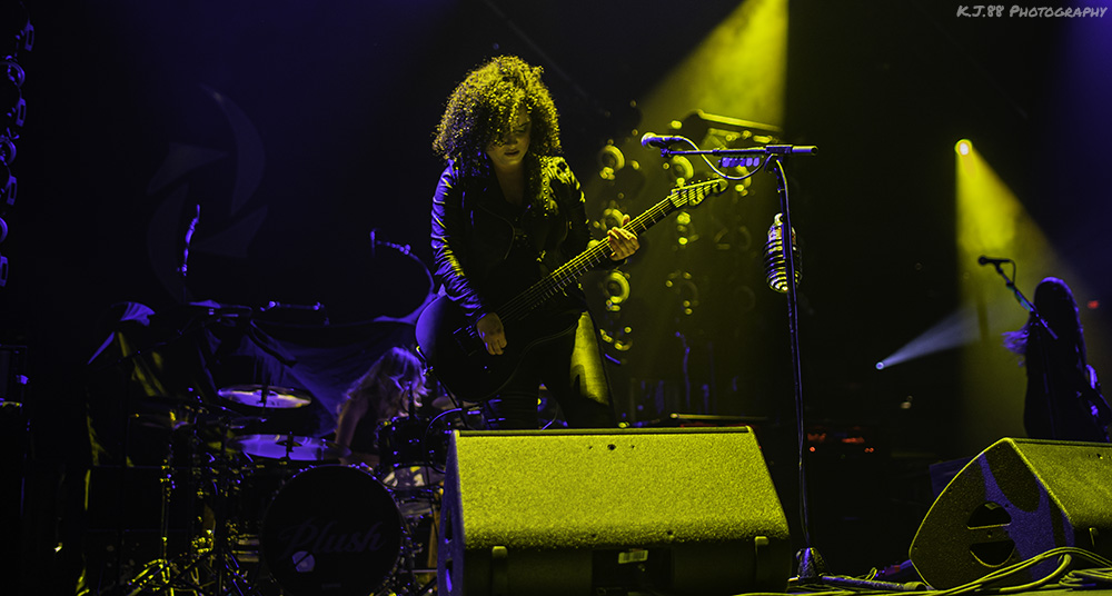 Plush, Moda Center, photo by Kevin Pettigrew