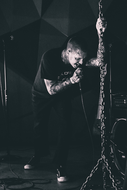 Gvllow, Holocene, photo by Henry Ward