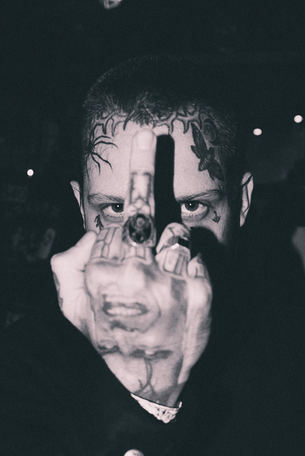 Gvllow, Holocene, photo by Henry Ward