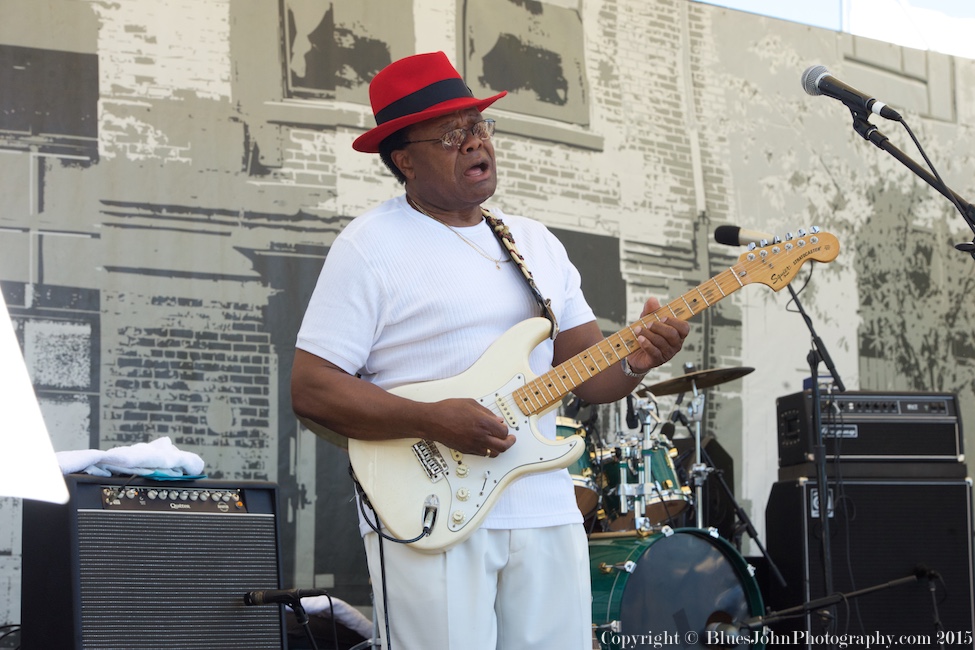 Norman Sylvester, Waterfront Blues Festival, Tom McCall Waterfront Park, photo by John Alcala