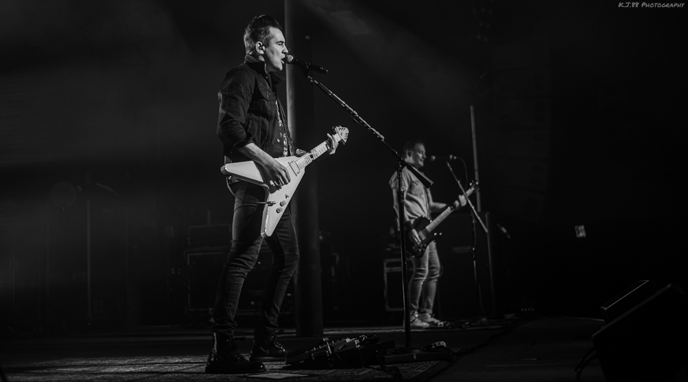 Theory of a Deadman, Roseland Theater, photo by Kevin Pettigrew