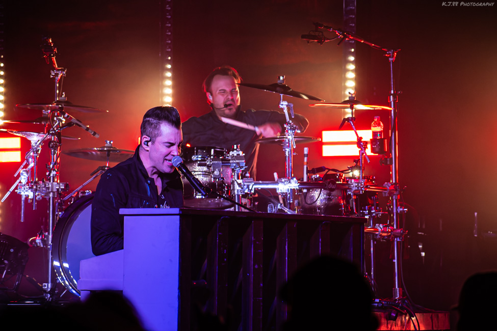 Theory of a Deadman, Roseland Theater, photo by Kevin Pettigrew