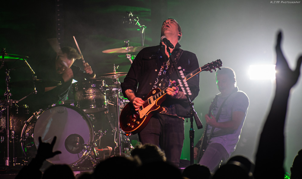 Theory of a Deadman, Roseland Theater, photo by Kevin Pettigrew