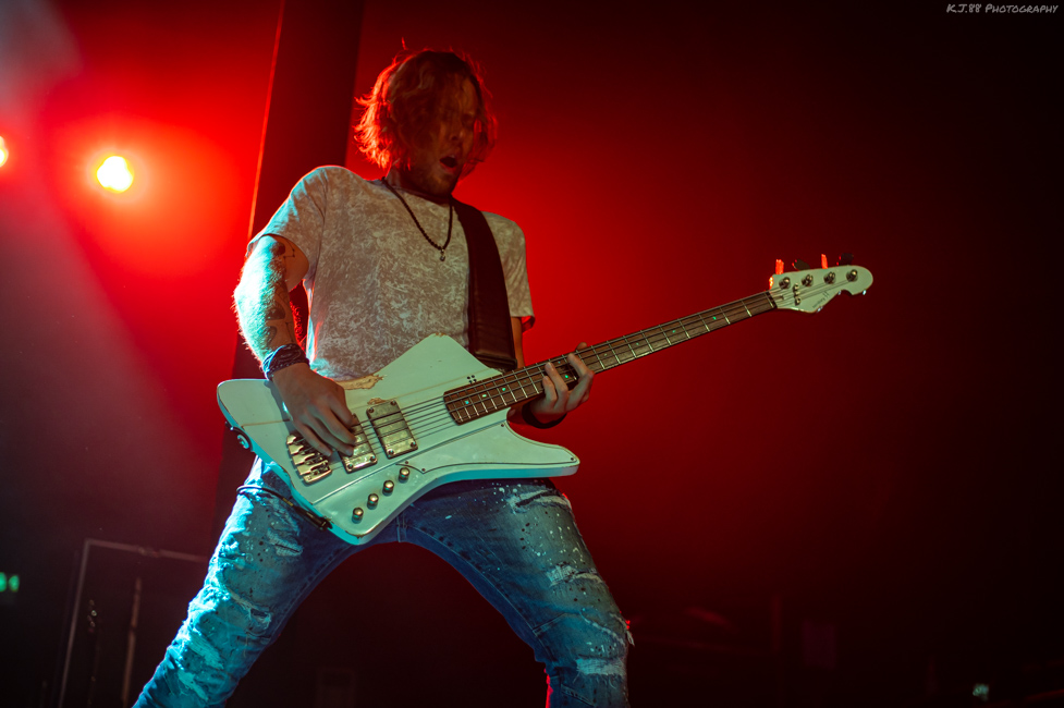 Eva Under Fire, Roseland Theater, photo by Kevin Pettigrew