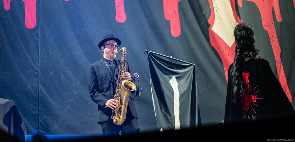 Twin Temple, Veterans Memorial Coliseum, photo by Kevin Pettigrew