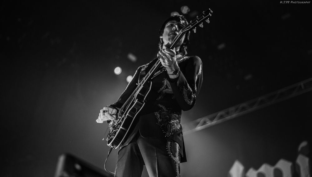 Twin Temple, Veterans Memorial Coliseum, photo by Kevin Pettigrew