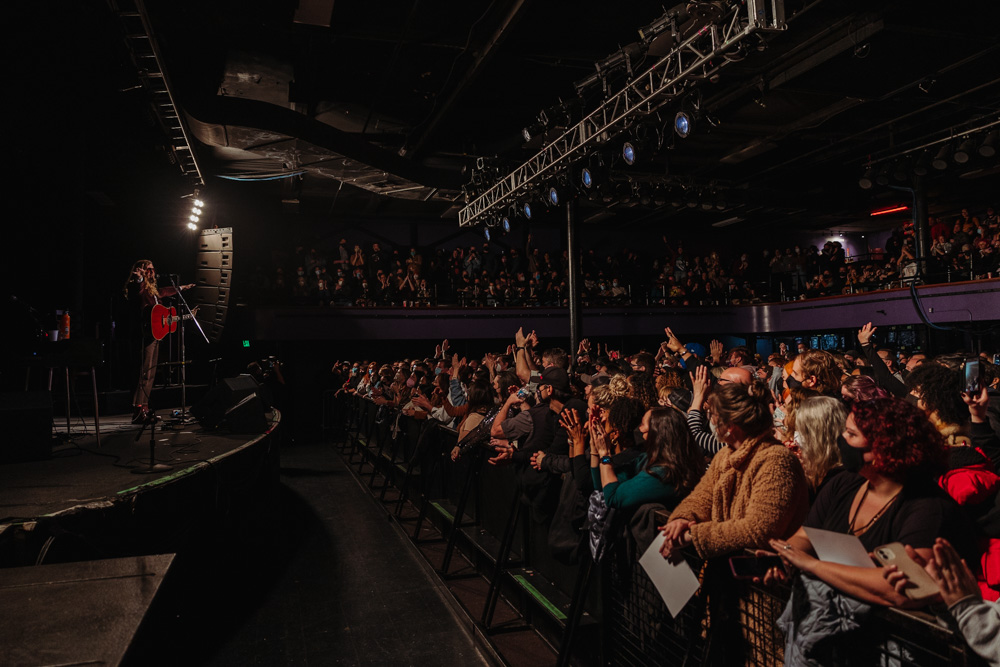 Allen Stone, Roseland Theater, photo by Kai Hayashi