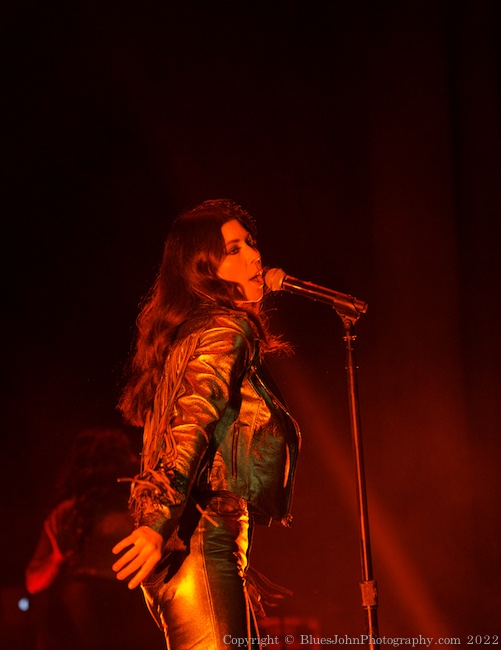 Marina, Keller Auditorium, photo by John Alcala