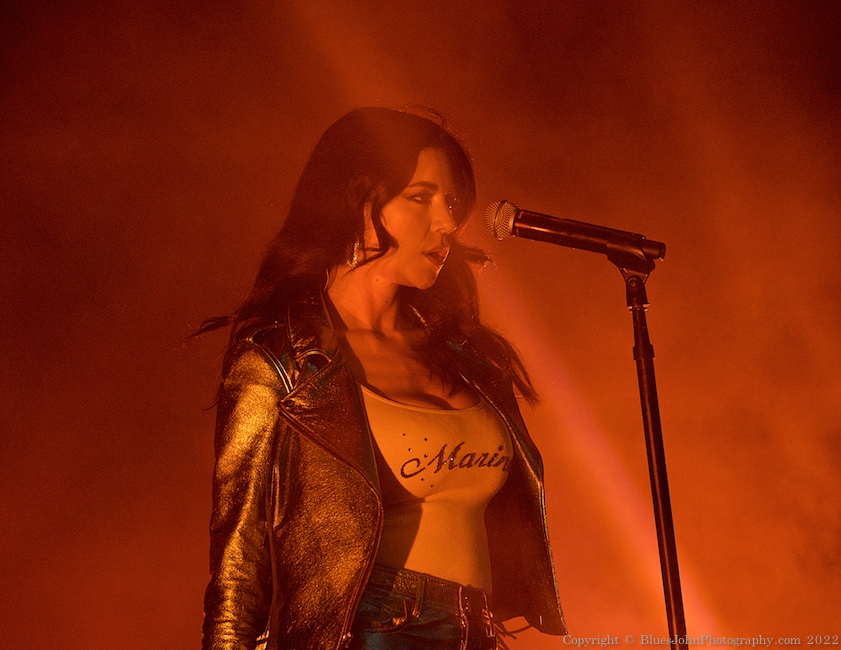 Marina, Keller Auditorium, photo by John Alcala