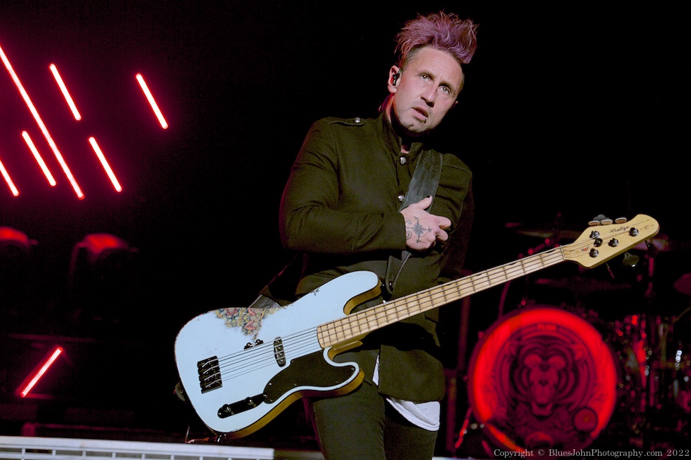 Shinedown, Arlene Schnitzer Concert Hall, photo by John Alcala