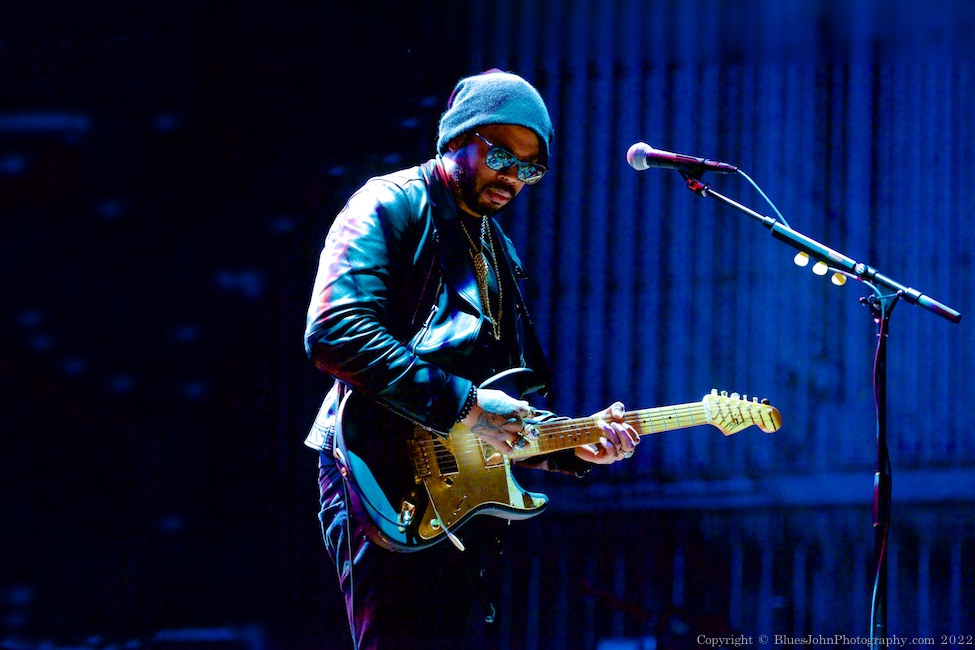 Ayron Jones and The Way, Arlene Schnitzer Concert Hall, photo by John Alcala