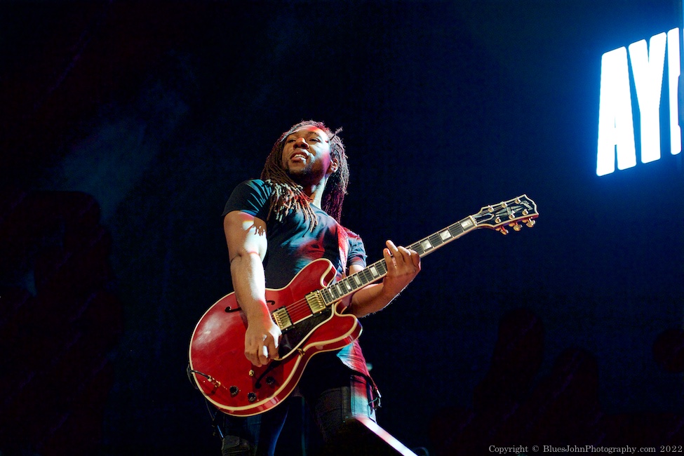 Ayron Jones and The Way, Arlene Schnitzer Concert Hall, photo by John Alcala