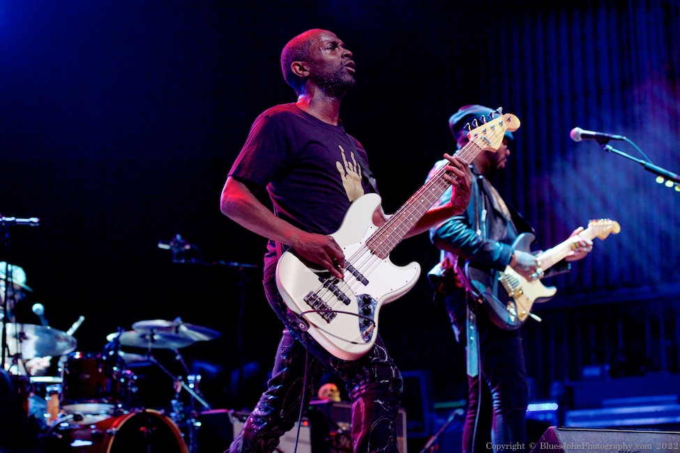 Ayron Jones and The Way, Arlene Schnitzer Concert Hall, photo by John Alcala