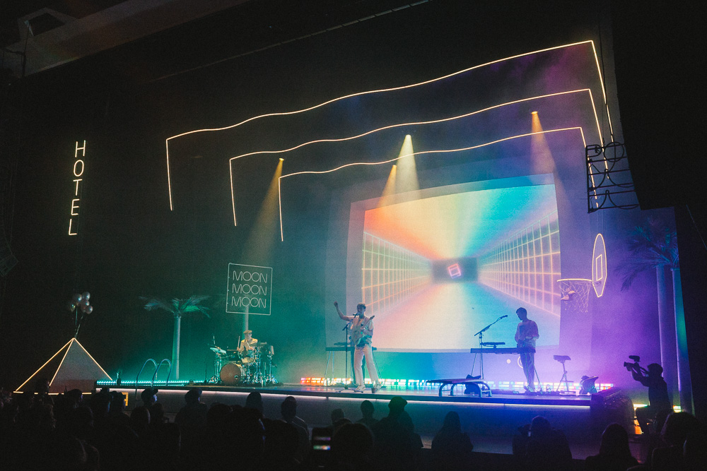 Glass Animals, Keller Auditorium, photo by Blake Sourisseau