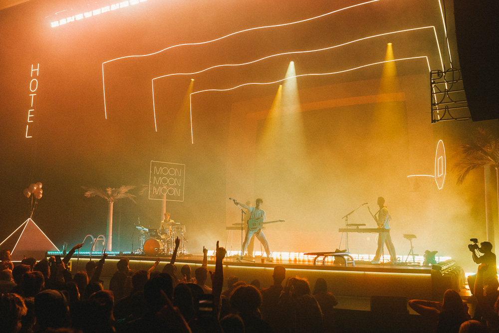 Glass Animals, Keller Auditorium, photo by Blake Sourisseau