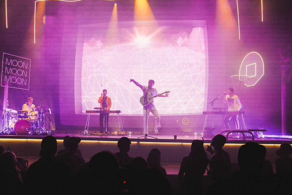 Glass Animals, Keller Auditorium, photo by Blake Sourisseau