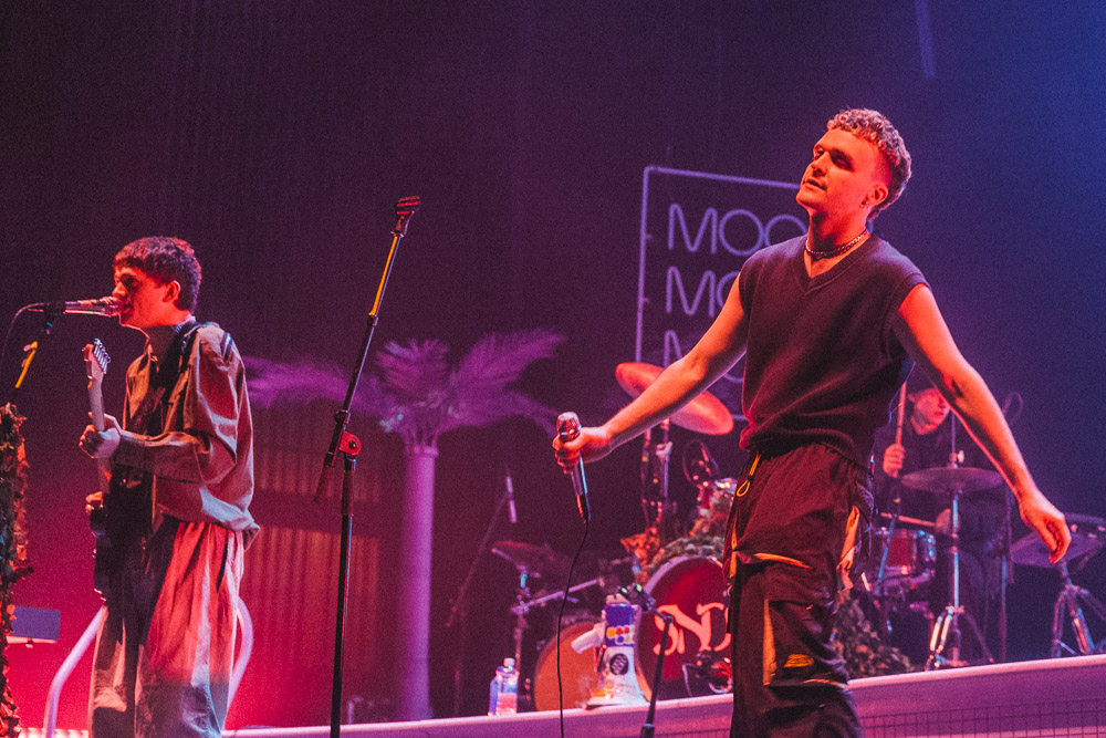 Sad Night Dynamite, Keller Auditorium, photo by Blake Sourisseau