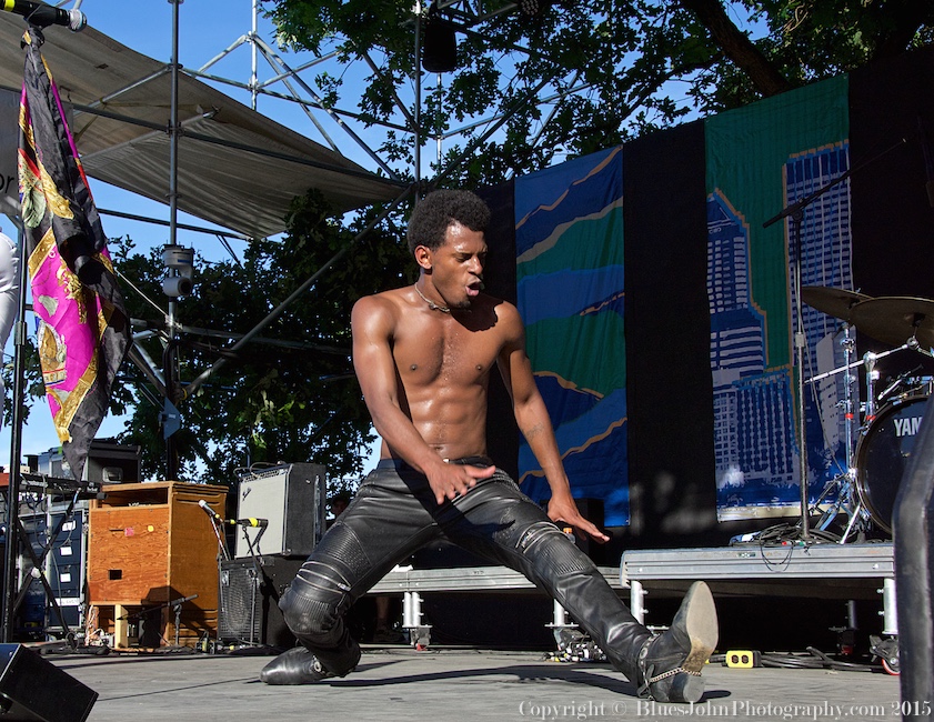 Waterfront Blues Festival, Tom McCall Waterfront Park, photo by John Alcala