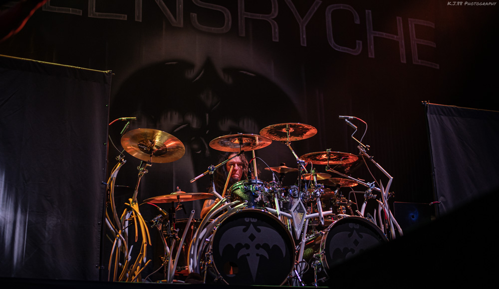 Queensryche, Moda Center, photo by Kevin Pettigrew