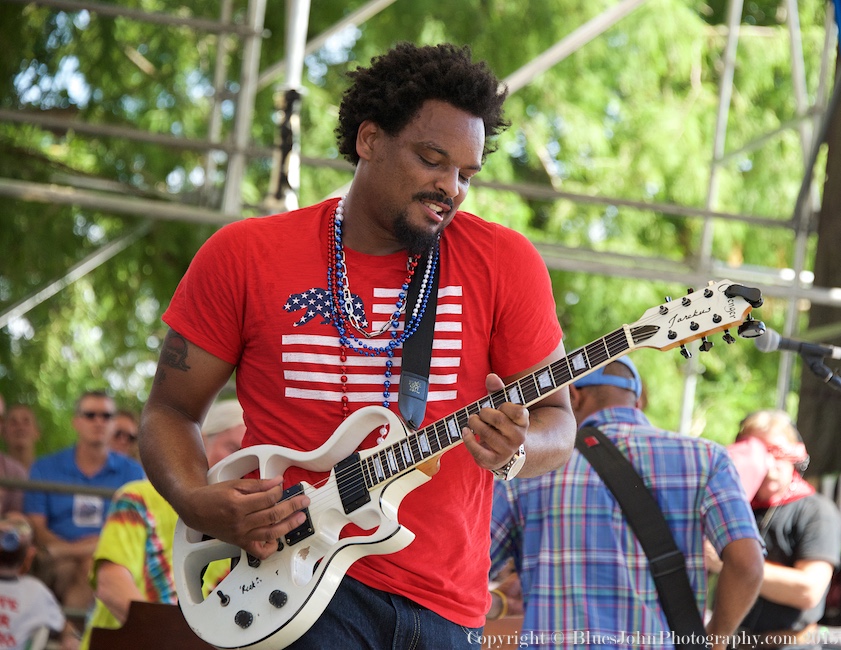 Waterfront Blues Festival, Tom McCall Waterfront Park, photo by John Alcala