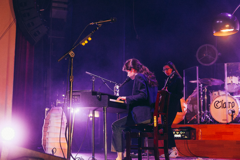 Clairo, Arlene Schnitzer Concert Hall, photo by Blake Sourisseau