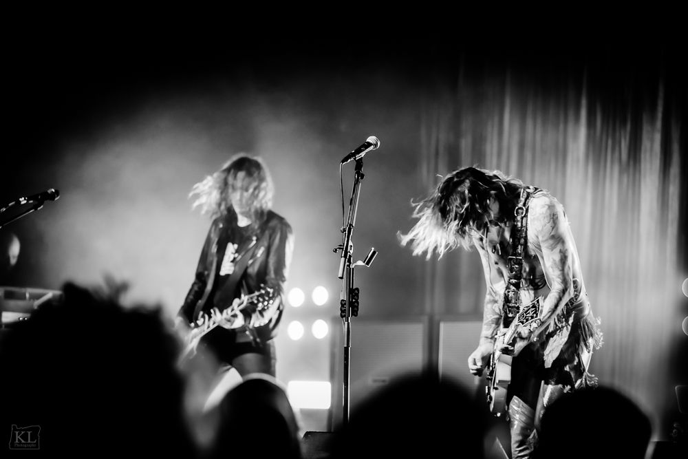 The Darkness, Roseland Theater, photo by Kris Luke