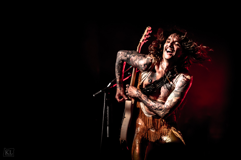 The Darkness, Roseland Theater, photo by Kris Luke