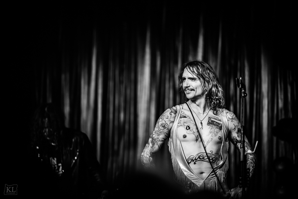 The Darkness, Roseland Theater, photo by Kris Luke