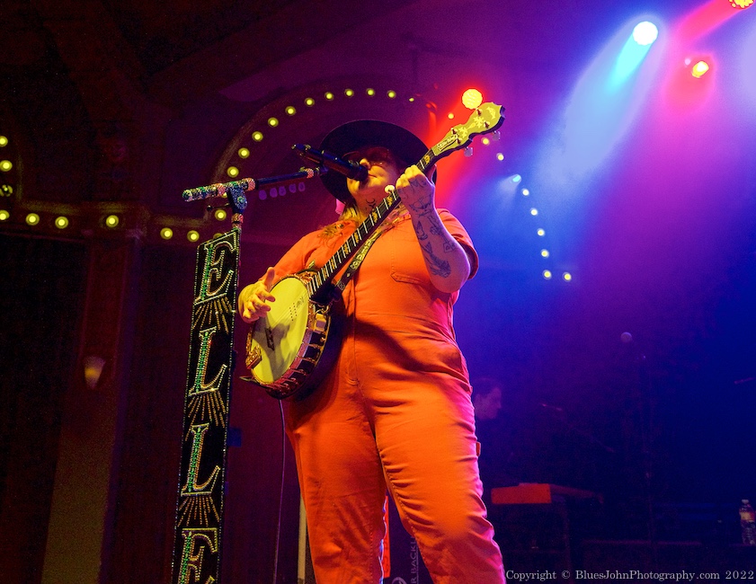Elle King, Crystal Ballroom, photo by John Alcala