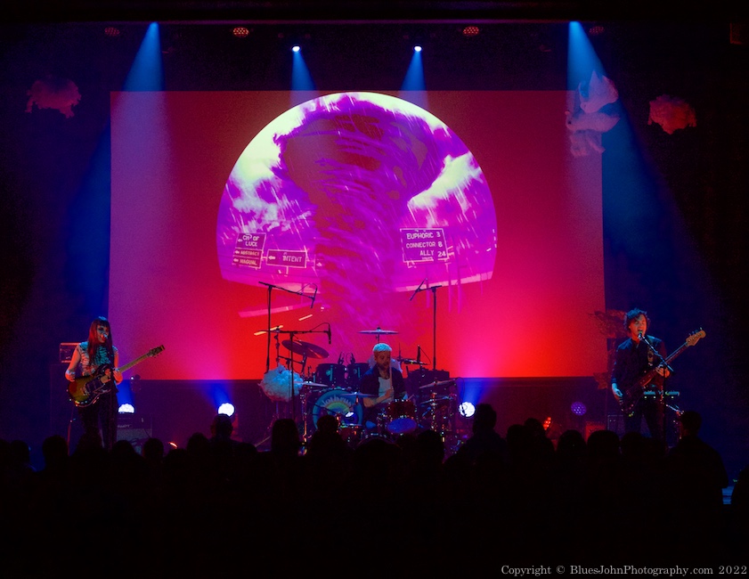 CALVA LOUISE, Revolution Hall, photo by John Alcala