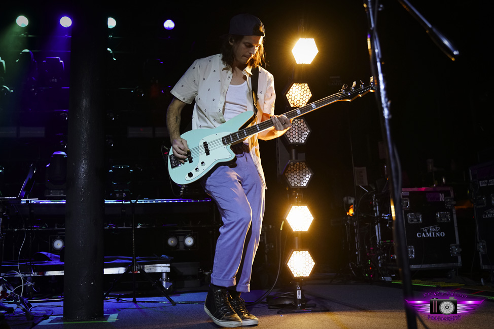 Flor, Roseland Theater, photo by Joshua Hathaway