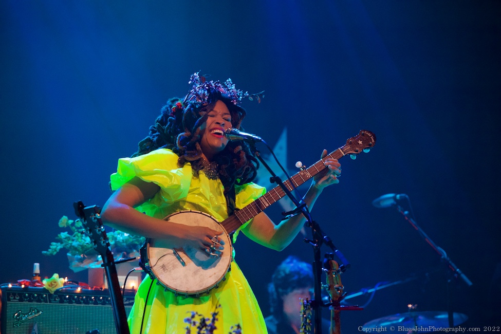 Valerie June, Aladdin Theater, photo by John Alcala