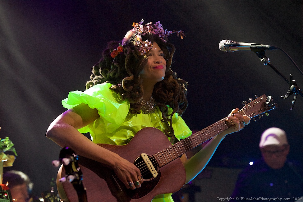 Valerie June, Aladdin Theater, photo by John Alcala