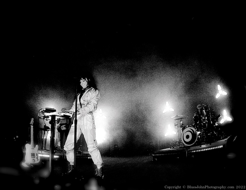 Lights, Roseland Theater, photo by John Alcala