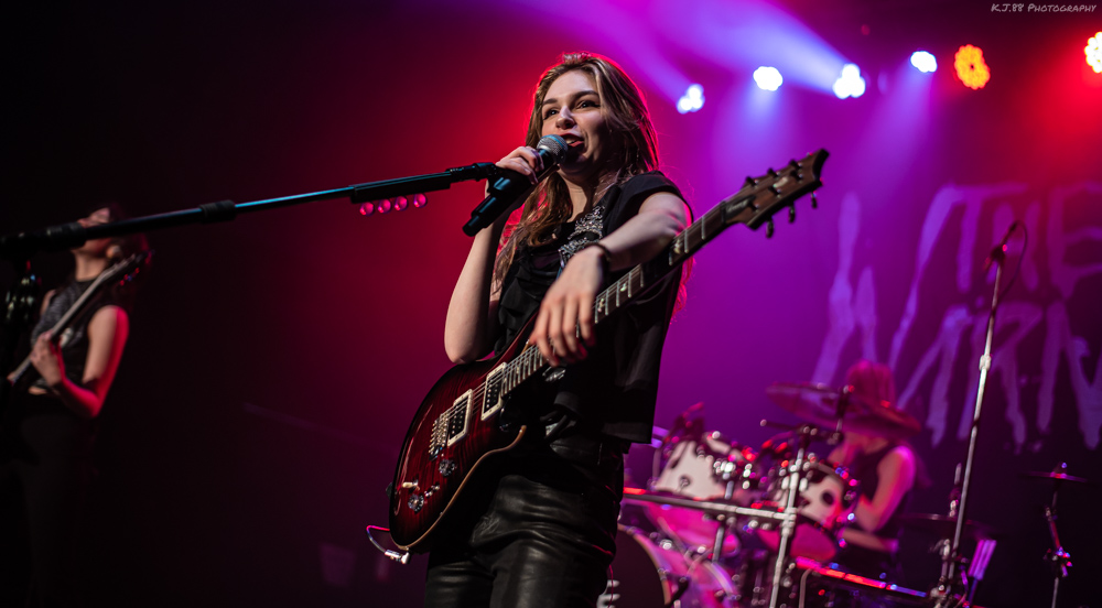 The Warning, Hawthorne Theatre, photo by Kevin Pettigrew