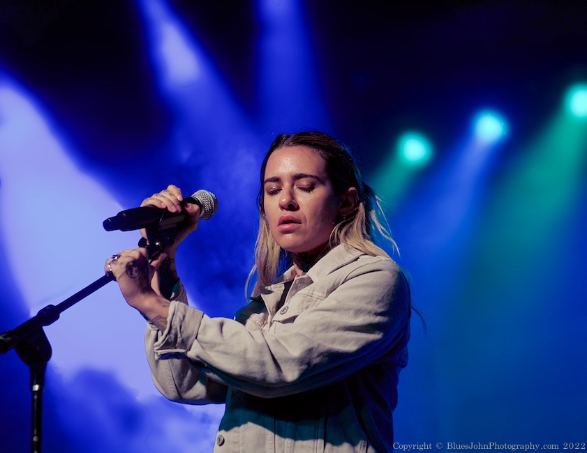 Morgan Wade, Roseland Theater, photo by John Alcala